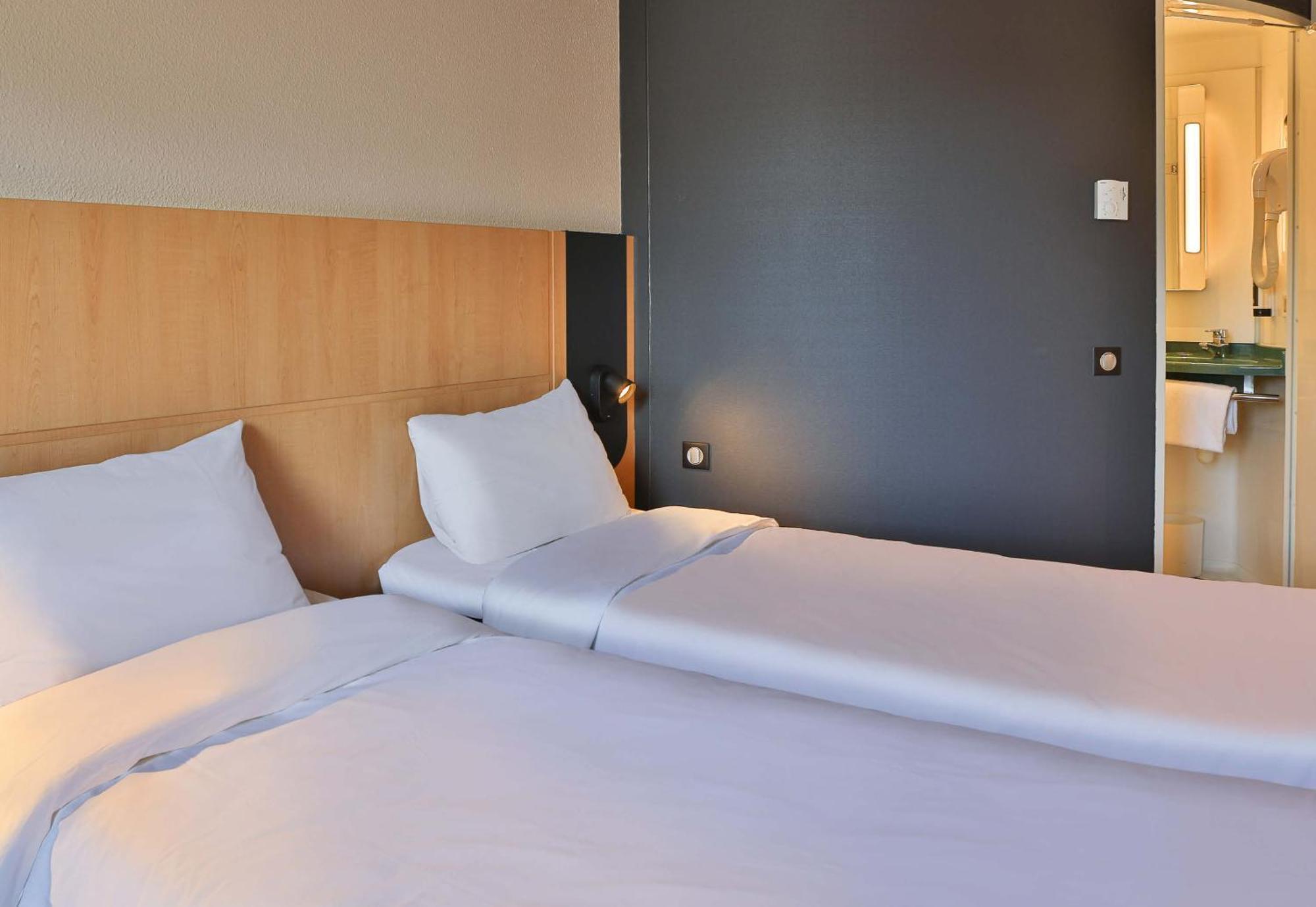 B&B Hotel Les Sables-D'Olonne Centre Gare Les Sables-dʼOlonne Exterior foto